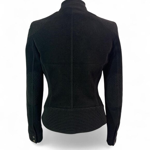 Sleek and timeless Elie Tahari - Picture 2 of 8